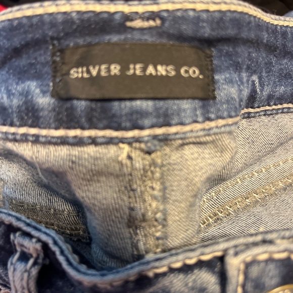 Jeans - Picture 2 of 5